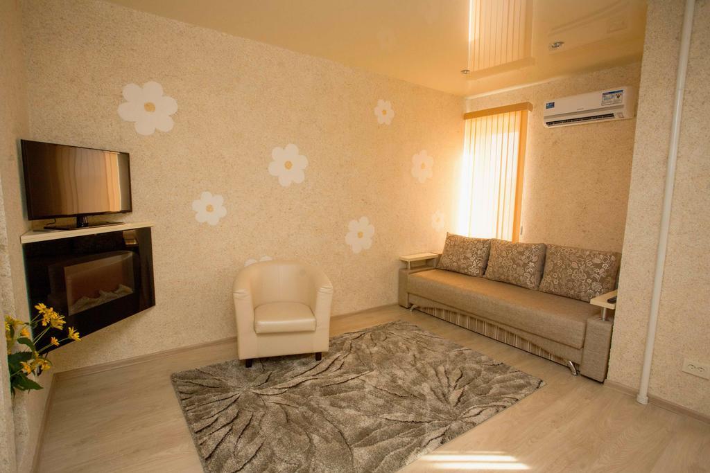 Molex Apartments 2 チェルニーヒウ 部屋 写真