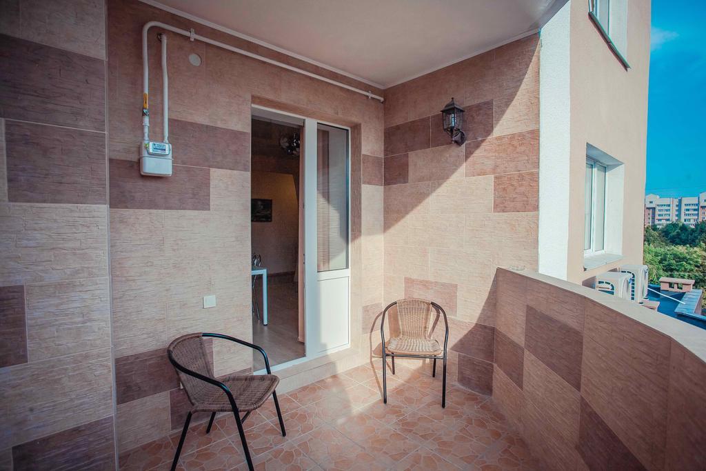Molex Apartments 2 チェルニーヒウ 部屋 写真