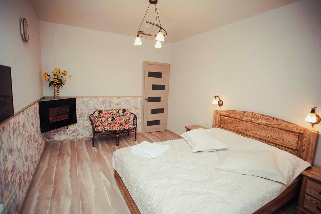 Molex Apartments 2 チェルニーヒウ 部屋 写真